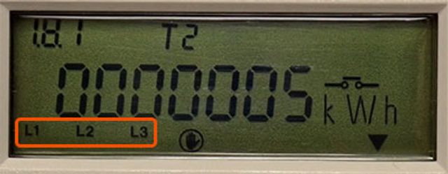 zobrazené hodnoty L1, L2 a L3 zobrazené hodnoty L1, L2 a L3