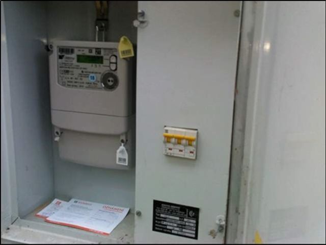 Rozměr elektroměrového rozváděče nevyhovuje pro montáž dvoutarifového měření, není místo pro hlavní dálkové ovládání